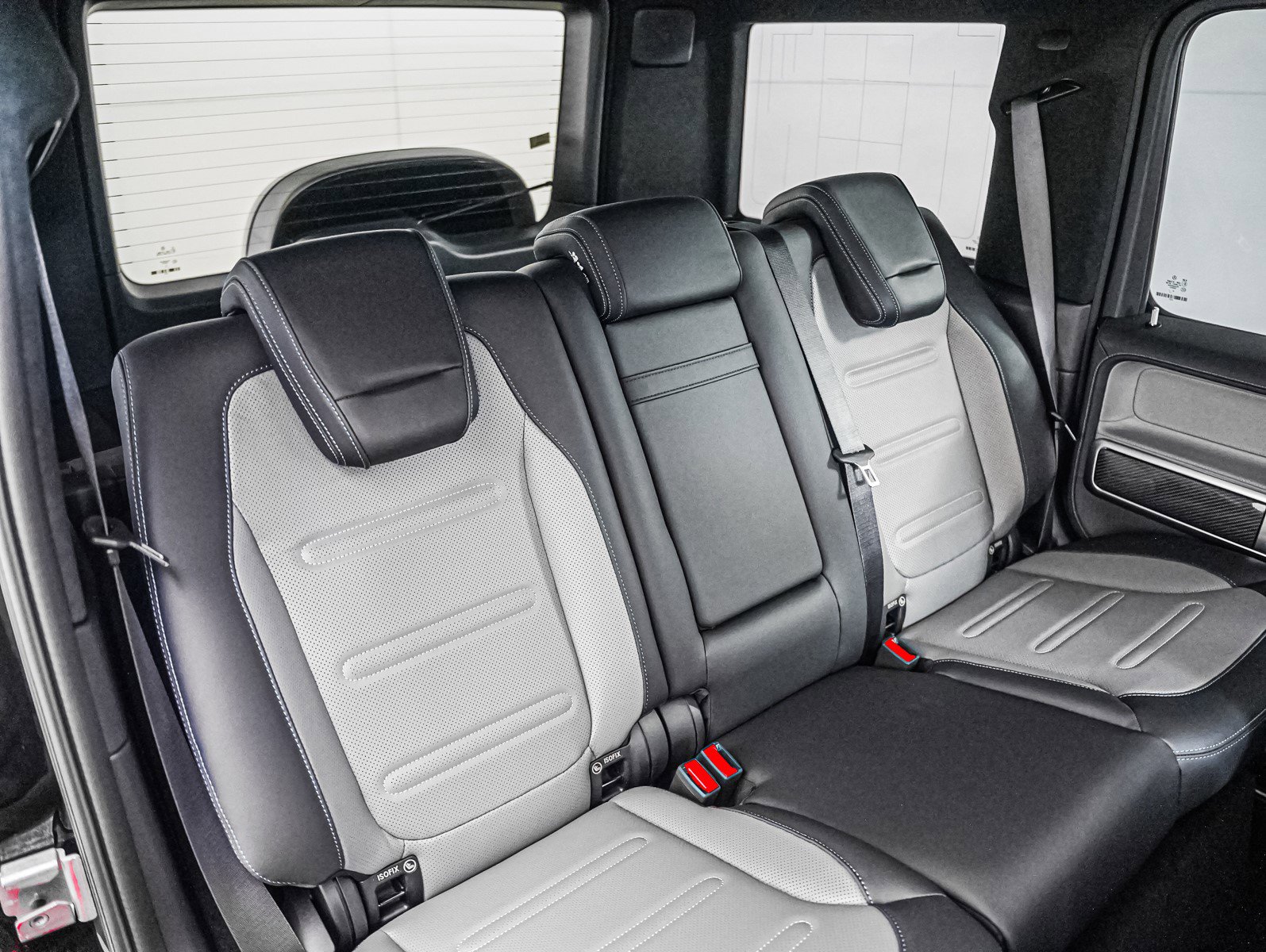 2025 Mercedes Benz G photo 9