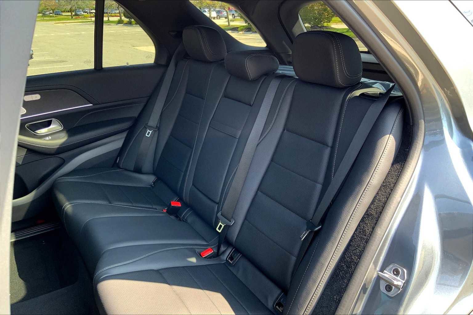 2026 Mercedes Benz GLE 450 4MATIC photo 13