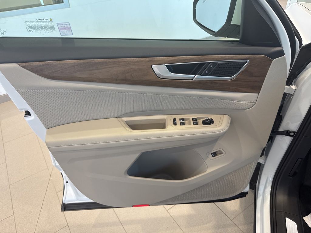 2026 Volkswagen Atlas SE Technology photo 10
