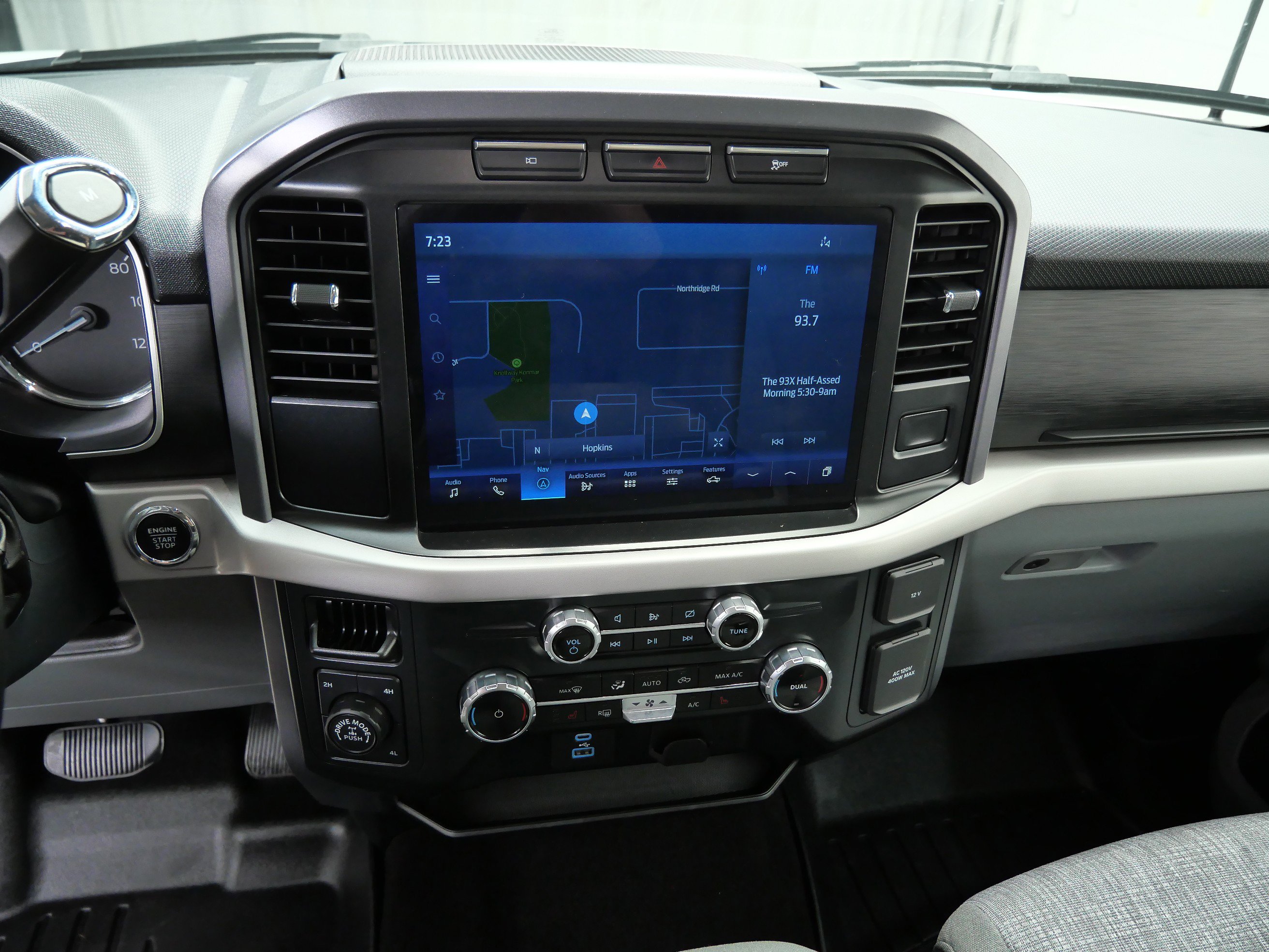 2023 Ford F-150 XLT photo 15