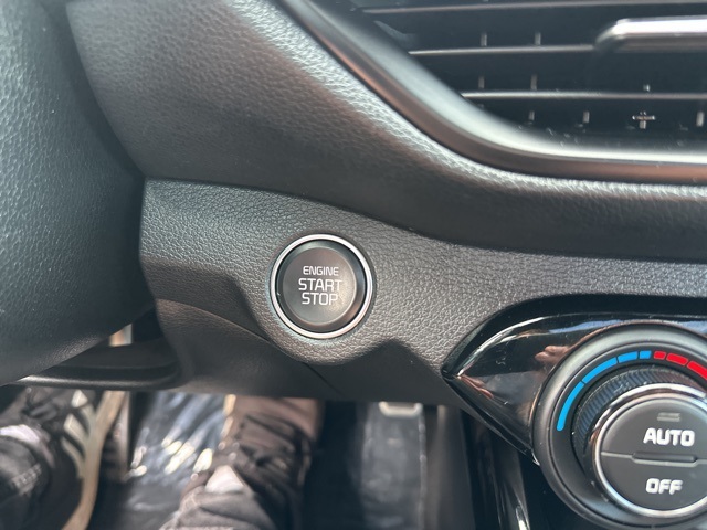 2023 Kia Forte GT photo 14