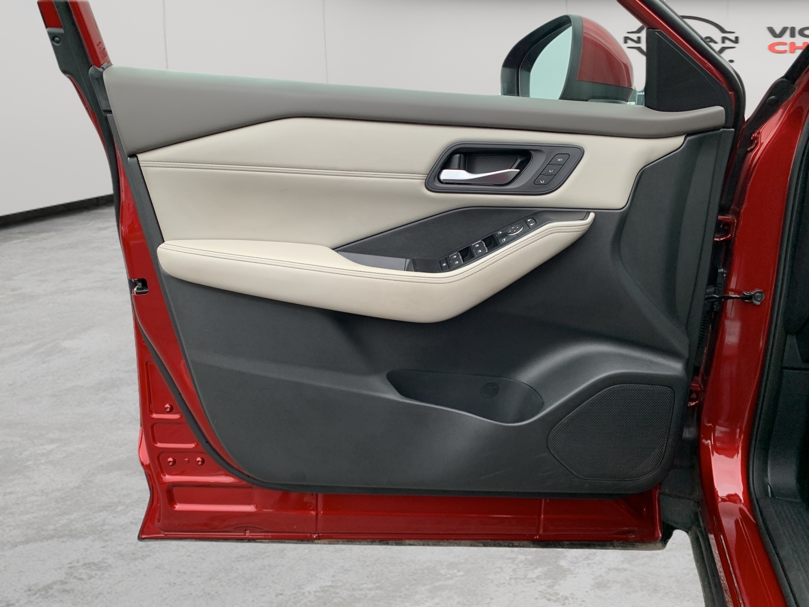2023 Nissan Rogue SL photo 28