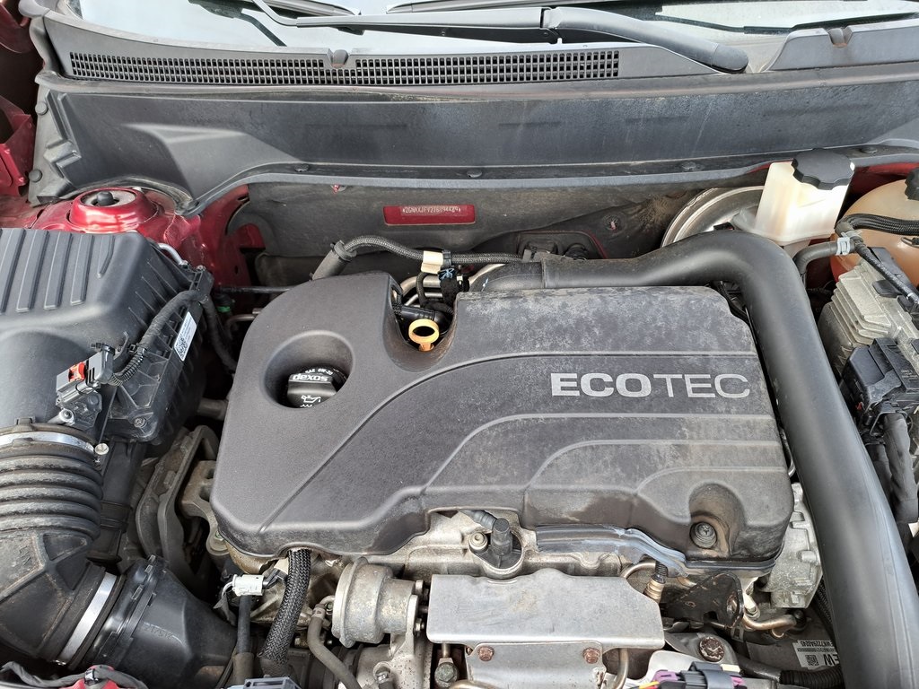2018 Chevrolet Equinox LT photo 24