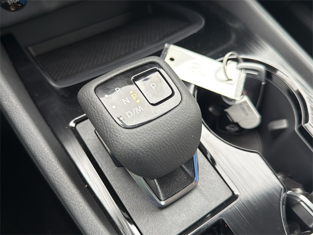 2026 Nissan Rogue S photo 21