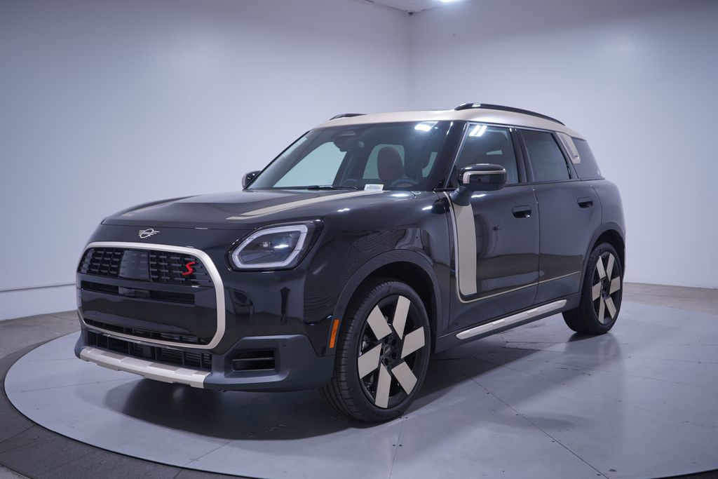 2026 MINI Countryman S's photo