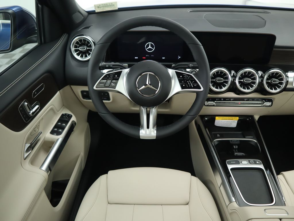 2026 Mercedes Benz GLB 250 photo 11