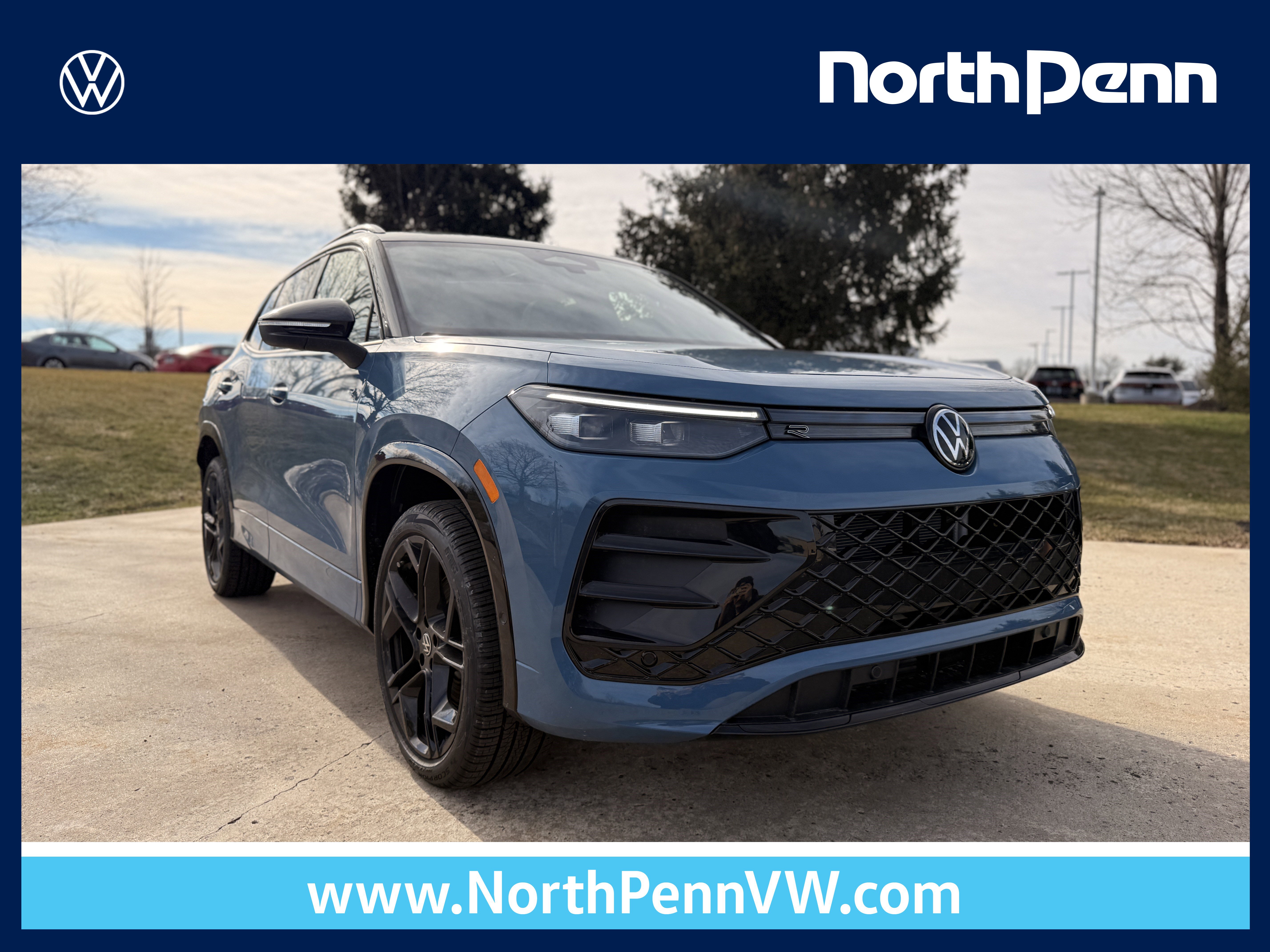 2026 Volkswagen Tiguan SE R-Line Black's photo