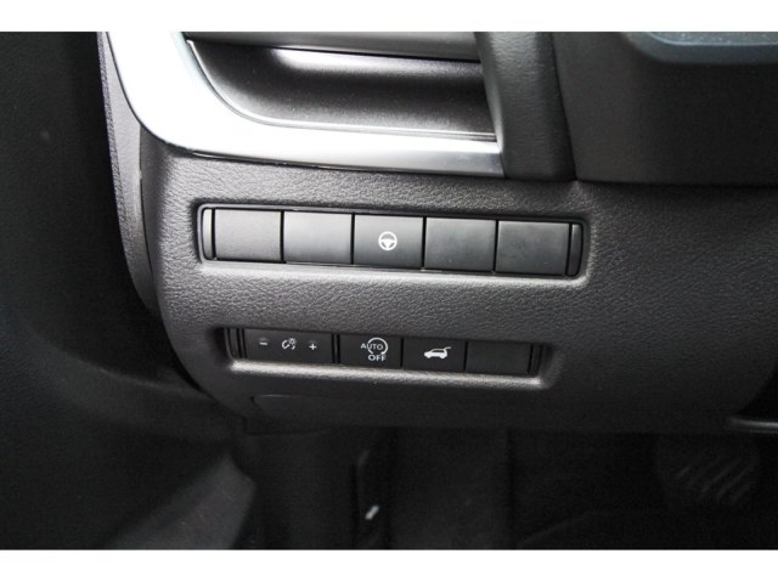 2024 Nissan Rogue SV Black at Robbins Nissan