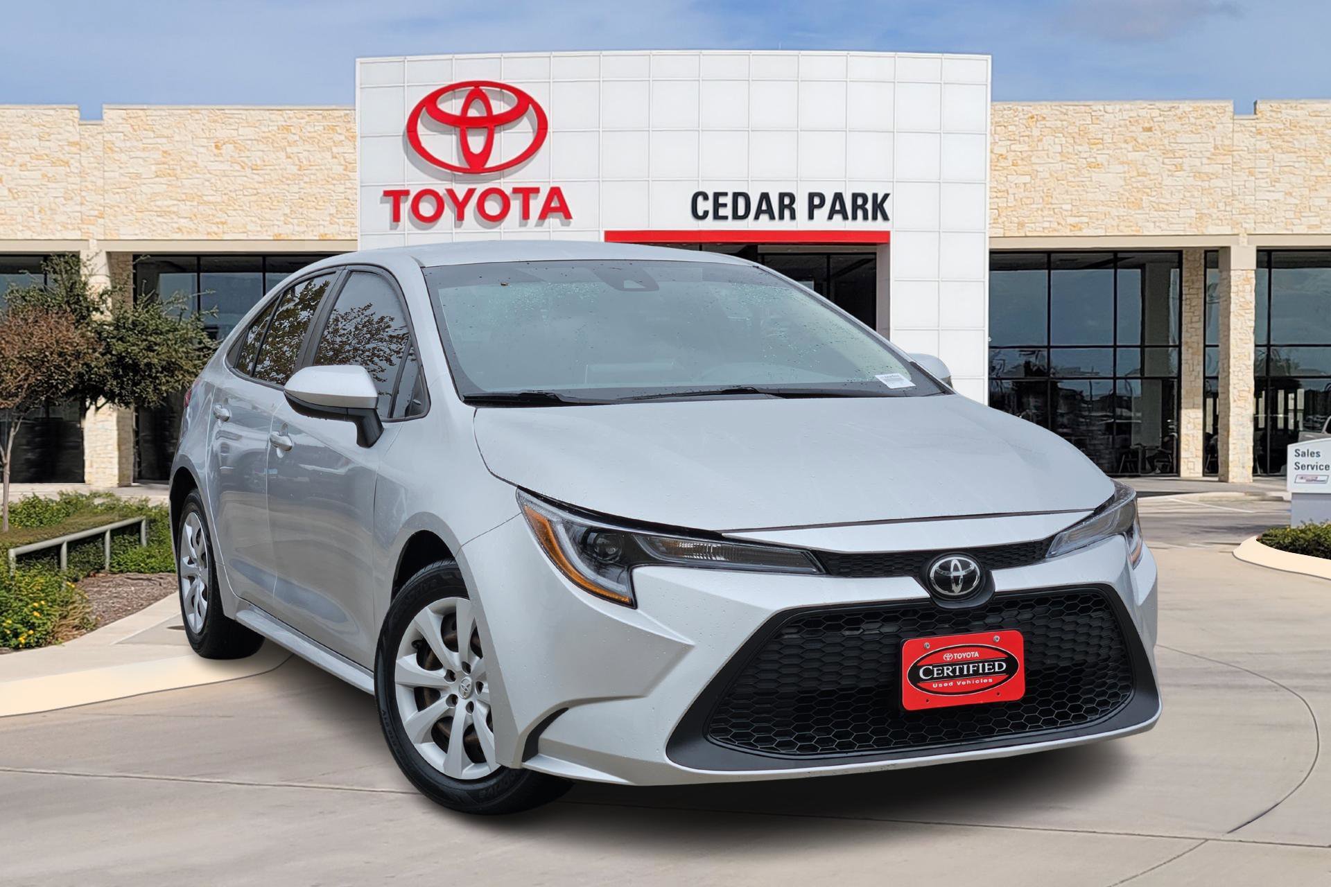 2021 Toyota Corolla LE's photo
