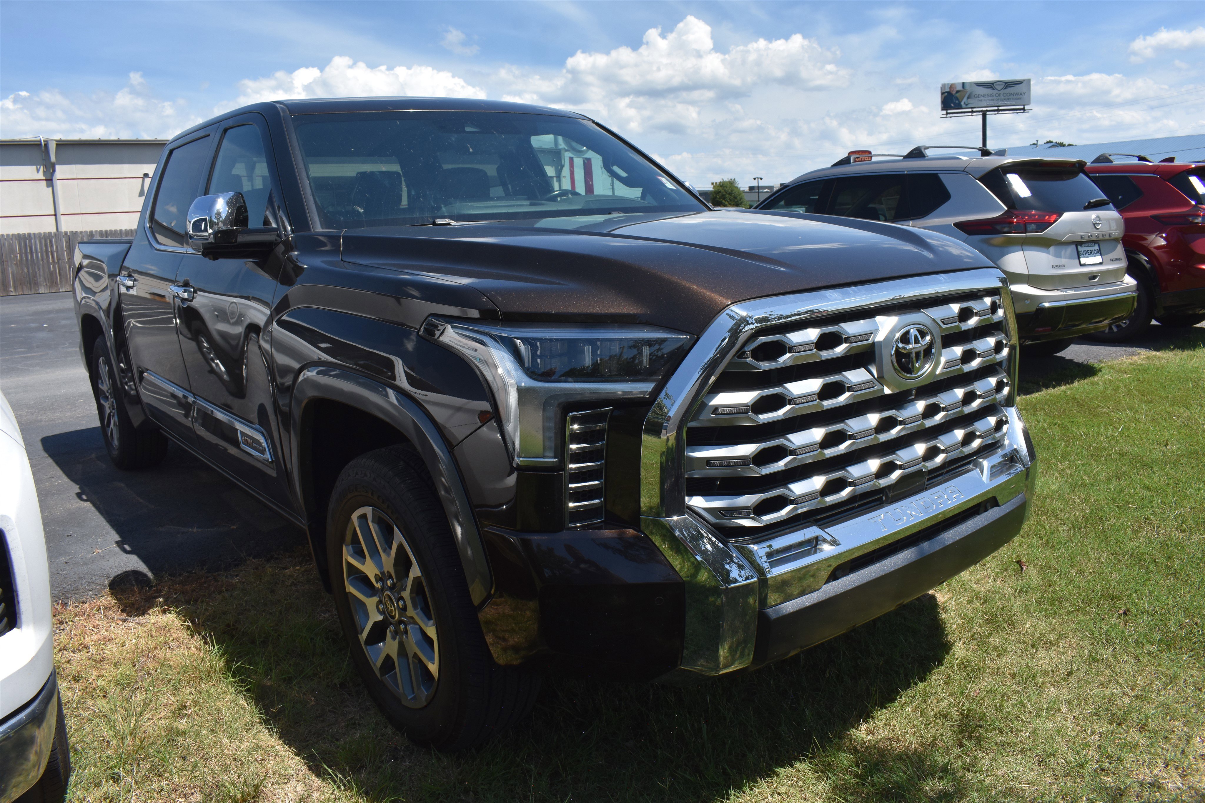 Used 2022 Toyota Tundra 1794 Edition with VIN 5TFMA5DB7NX010675 for sale in Little Rock