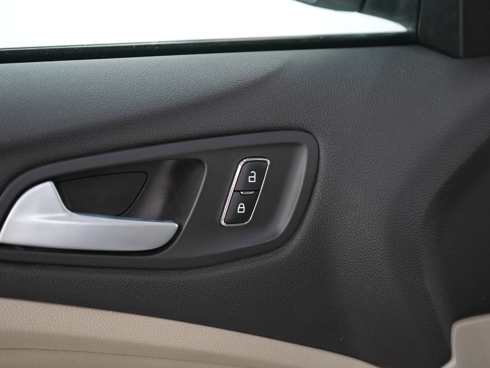 2014 Ford Escape SE photo 18