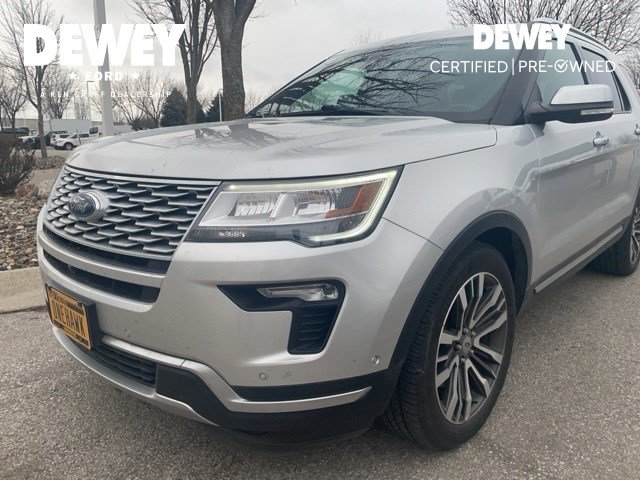 2018 Ford Explorer Platinum's photo