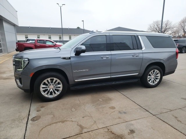 2021 GMC Yukon XL SLT's photo