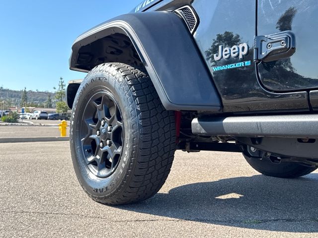 2023 Jeep Wrangler Base 4xe photo 3