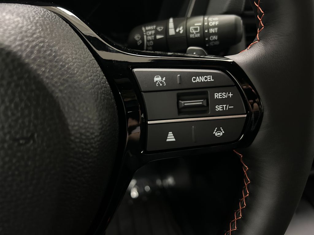 2025 Honda Pilot TrailSport photo 11