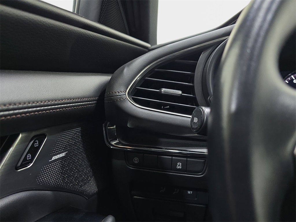 2020 Mazda Mazda3 Preferred Hatchback photo 23