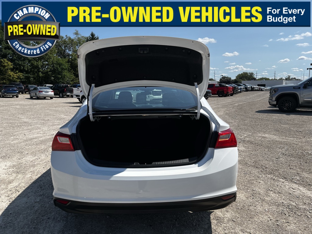 2021 Chevrolet Malibu LS photo 19