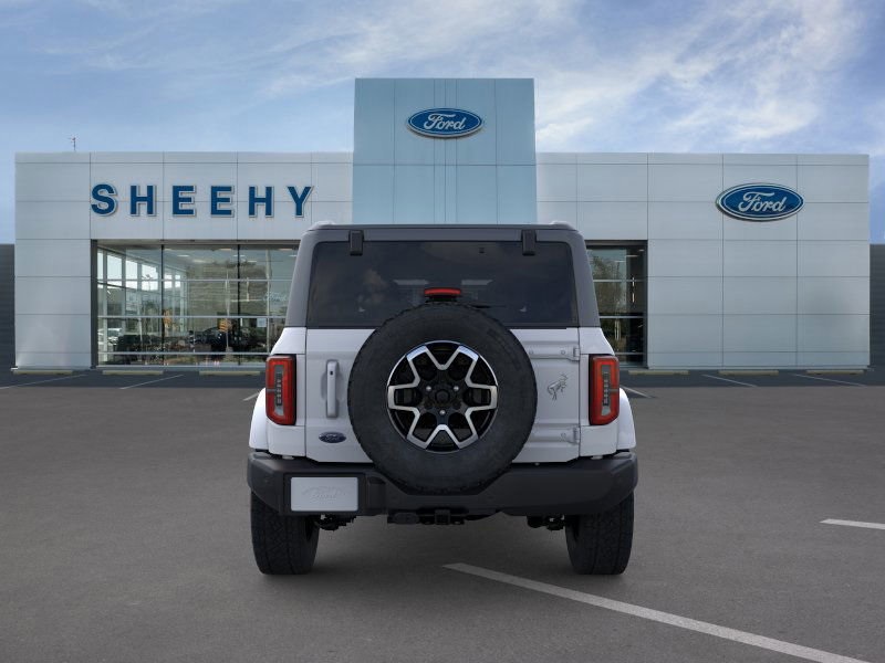 2025 Ford Bronco Outer Banks photo 4