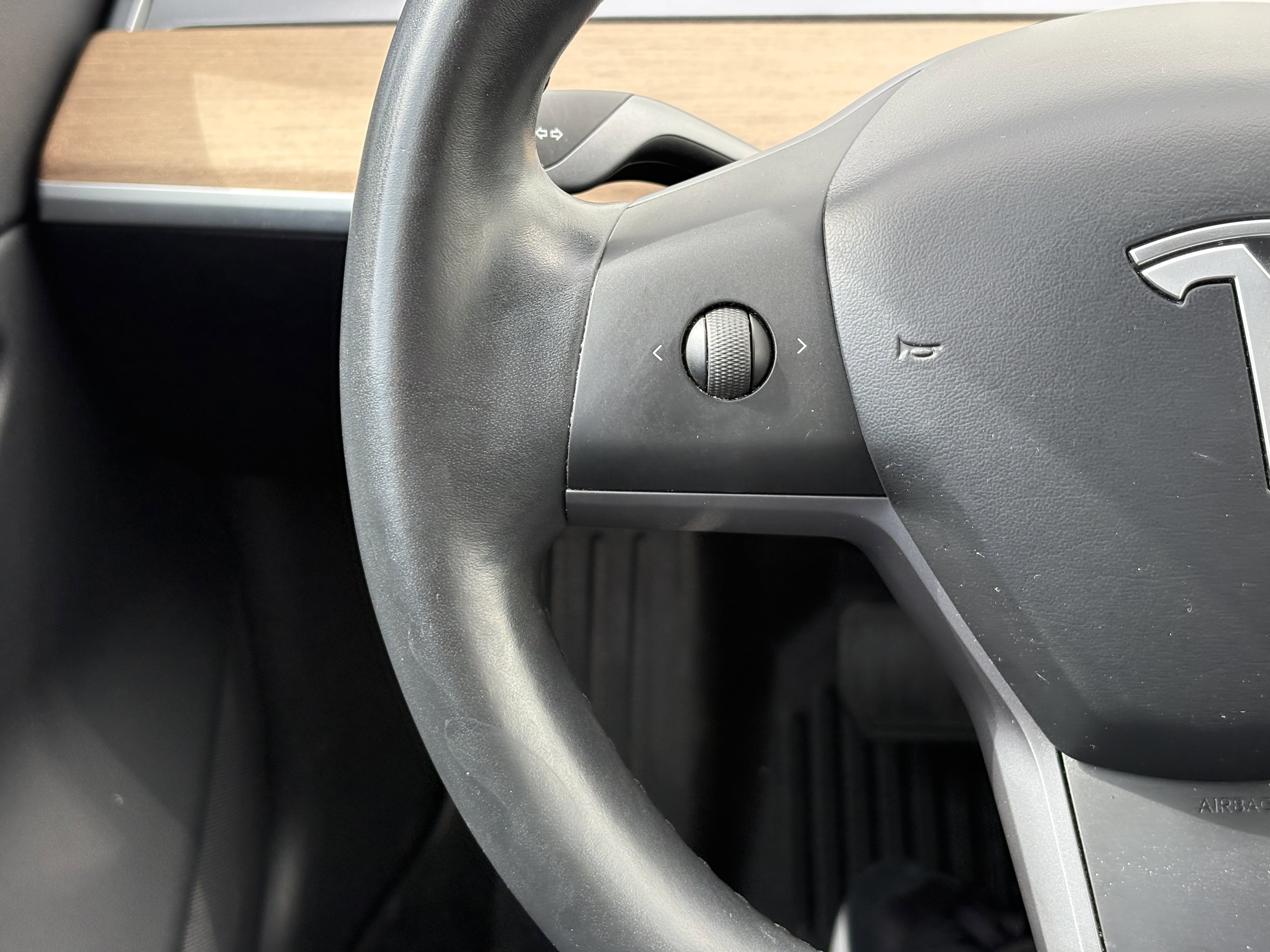 2018 Tesla Model 3 Long Range photo 12