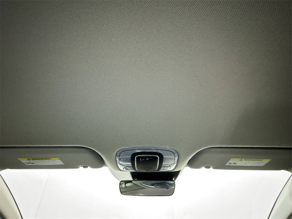 2022 Hyundai Elantra SEL photo 15