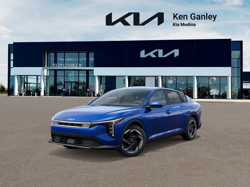 2025 Kia K4 EX's photo