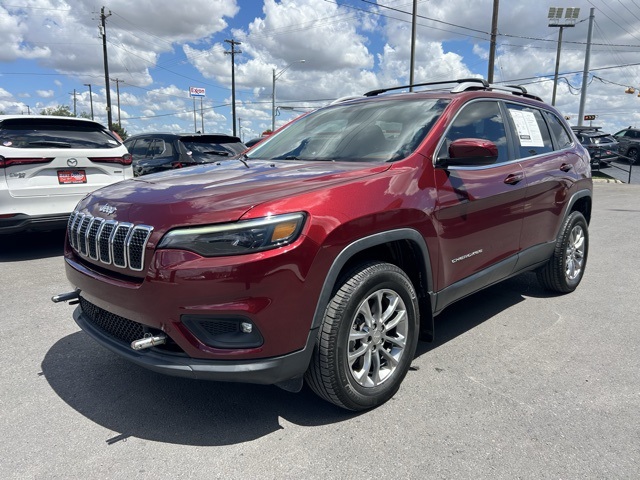 2019 Jeep Cherokee Latitude photo 2