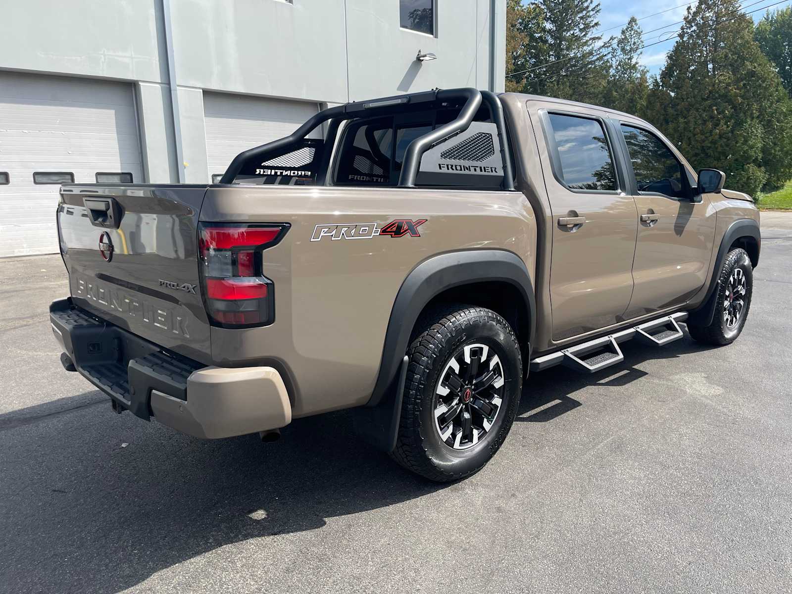 PreOwned 2022 Nissan Frontier PRO4X Crew Cab 4×4 Auto Crew Cab Pickup