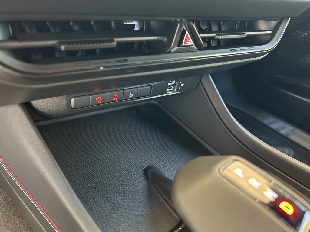 2025 Dodge Charger R/T photo 39