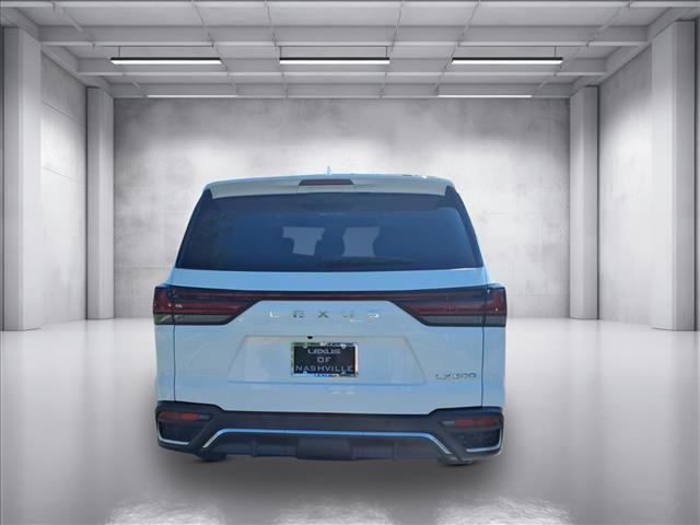 2024 Lexus LX 600 F SPORT photo 2