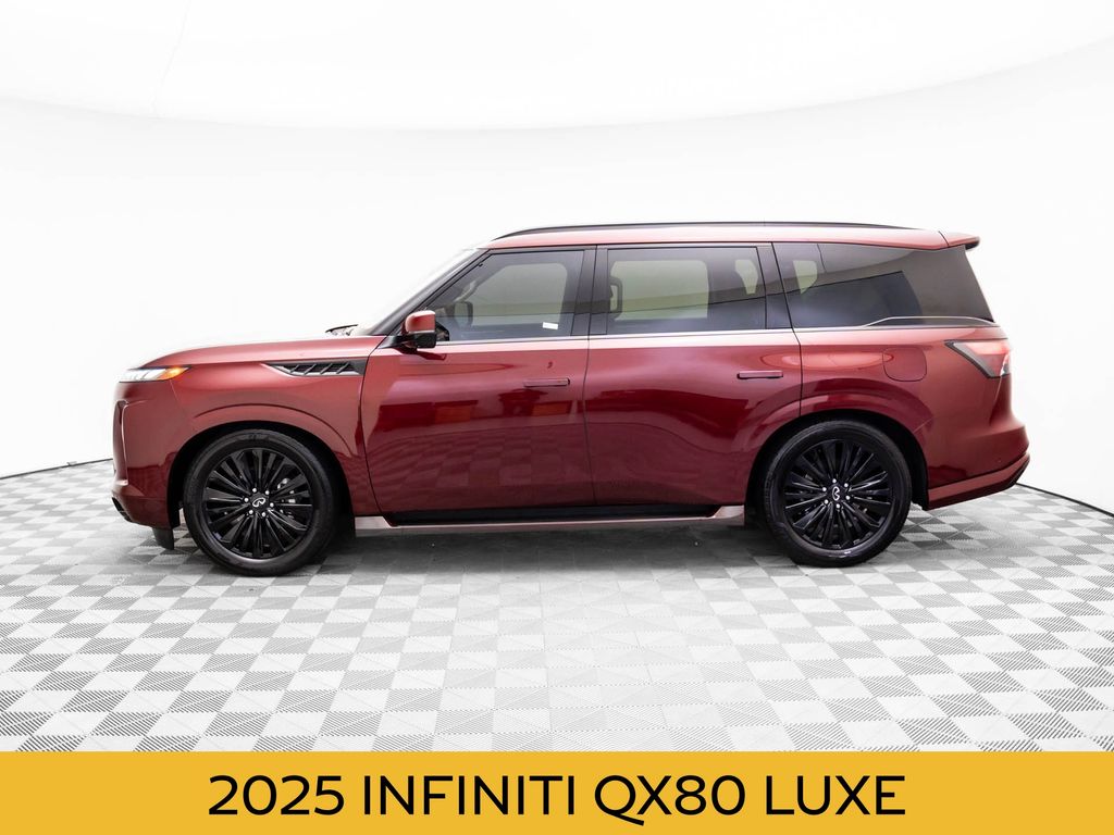 2025 Infiniti QX80 Luxe photo 2
