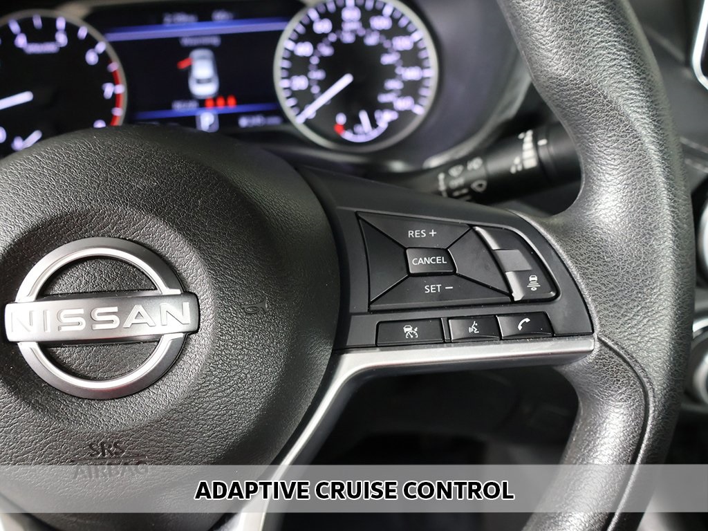 2024 Nissan Sentra SV photo 3