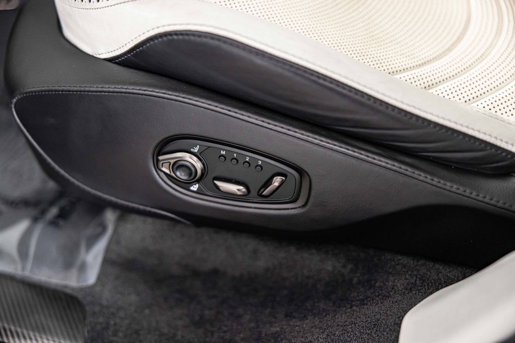 2023 ASTON MARTIN DBX - Image 24