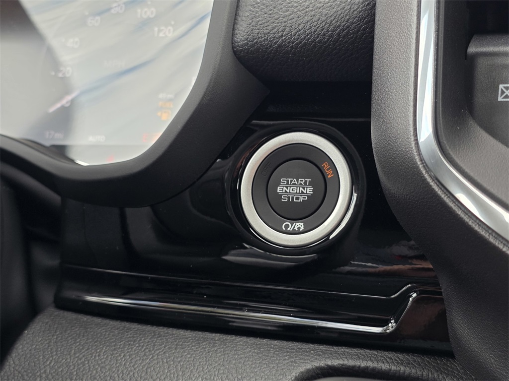 2026 Ram 1500 Laramie photo 17