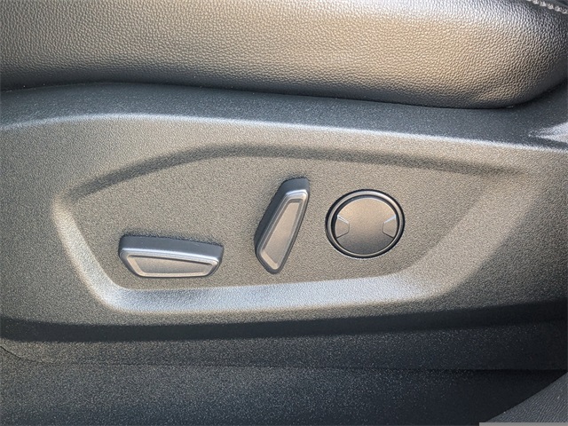2022 Ford Edge Titanium photo 20