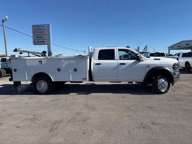 2026 Ram 4500 Tradesman photo 2