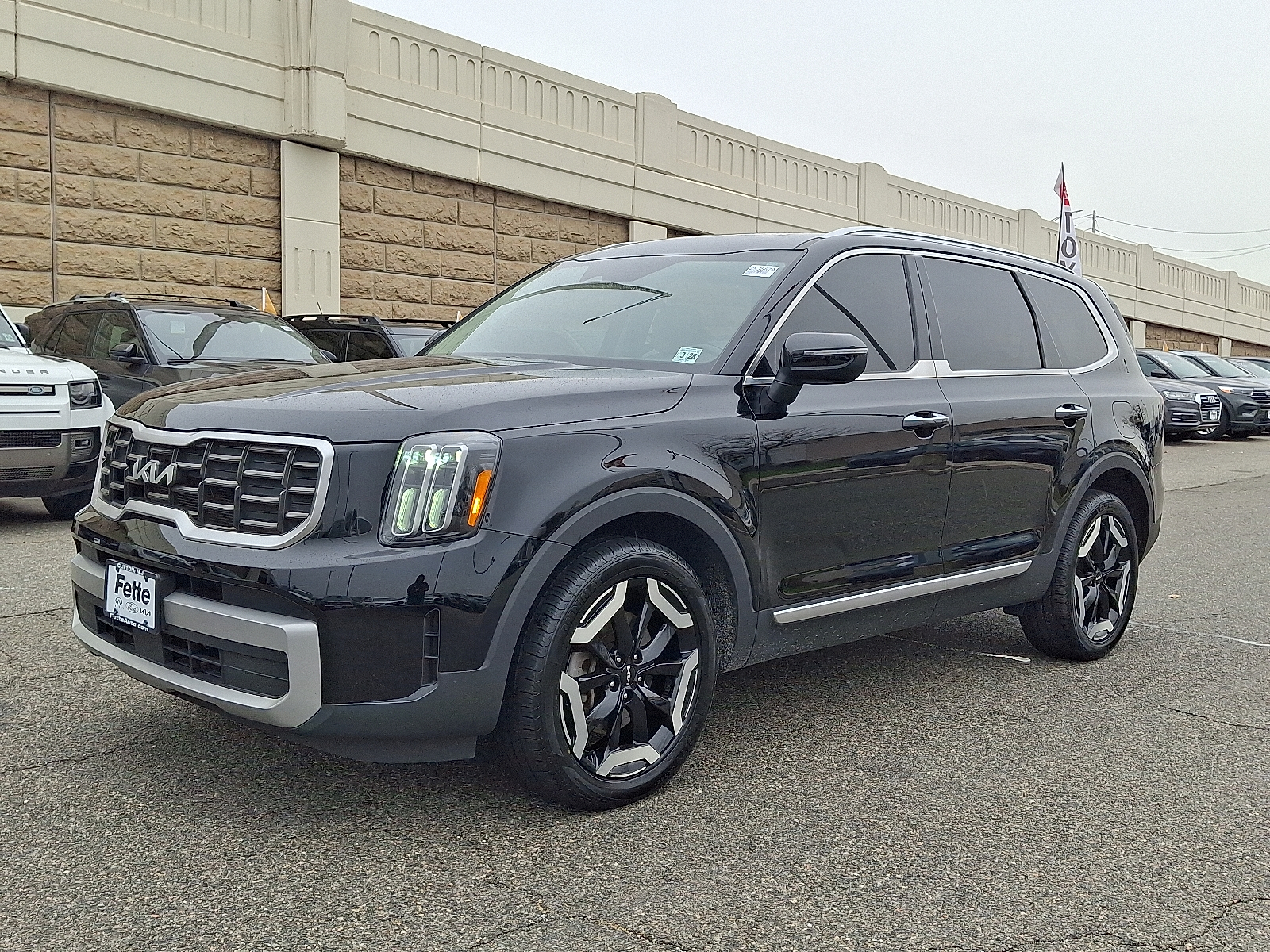 2023 Kia Telluride S's photo