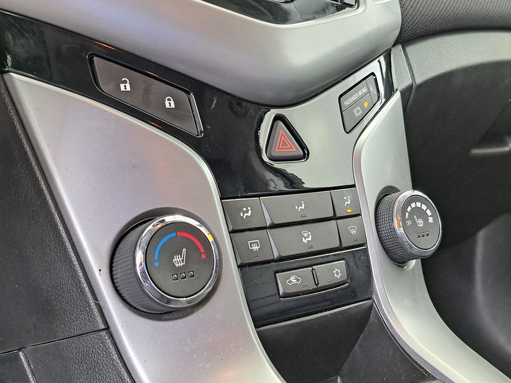 2014 Chevrolet Cruze Diesel photo 15