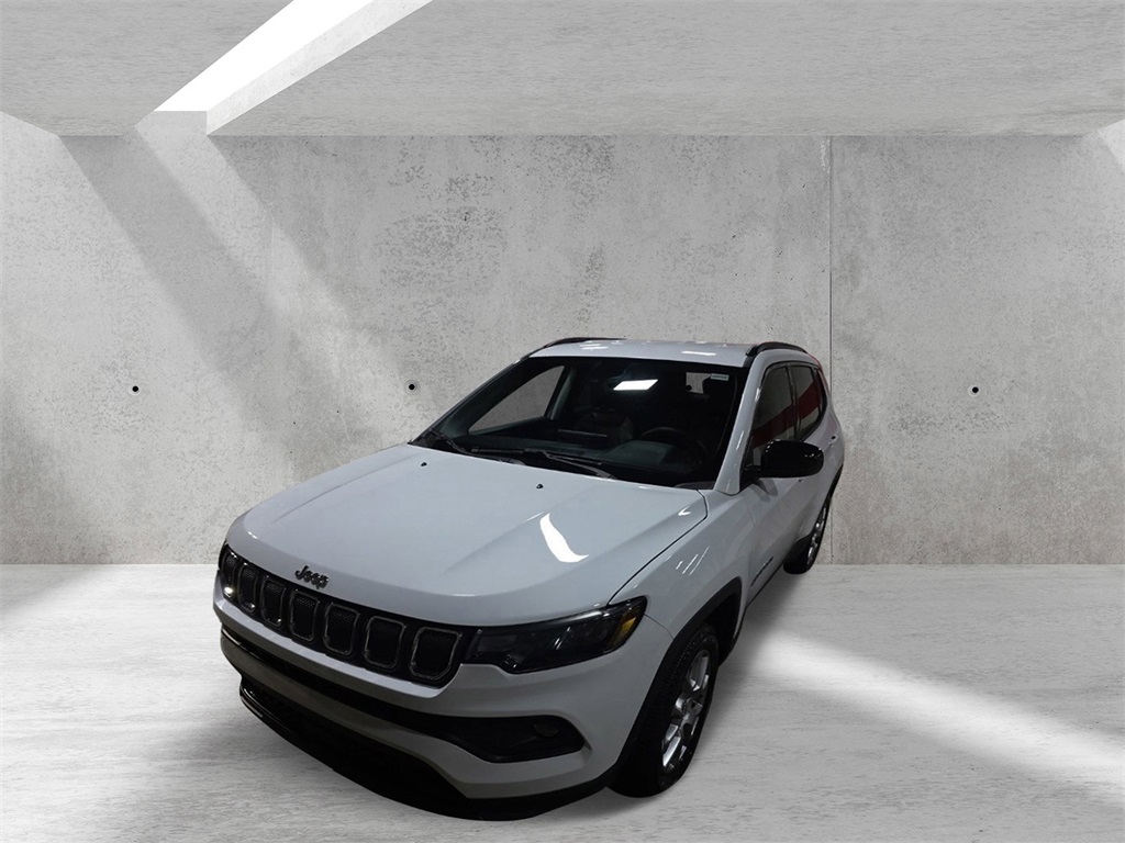 Certified 2022 Jeep Compass Latitude Lux with VIN 3C4NJDFB7NT166156 for sale in White Bear Lake, Minnesota