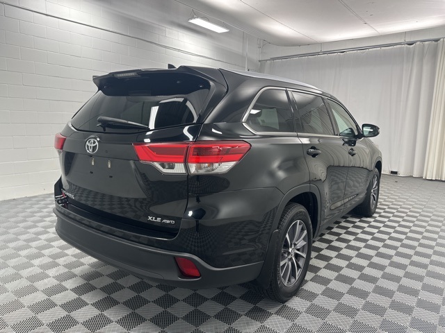 2019 Toyota Highlander XLE photo 5
