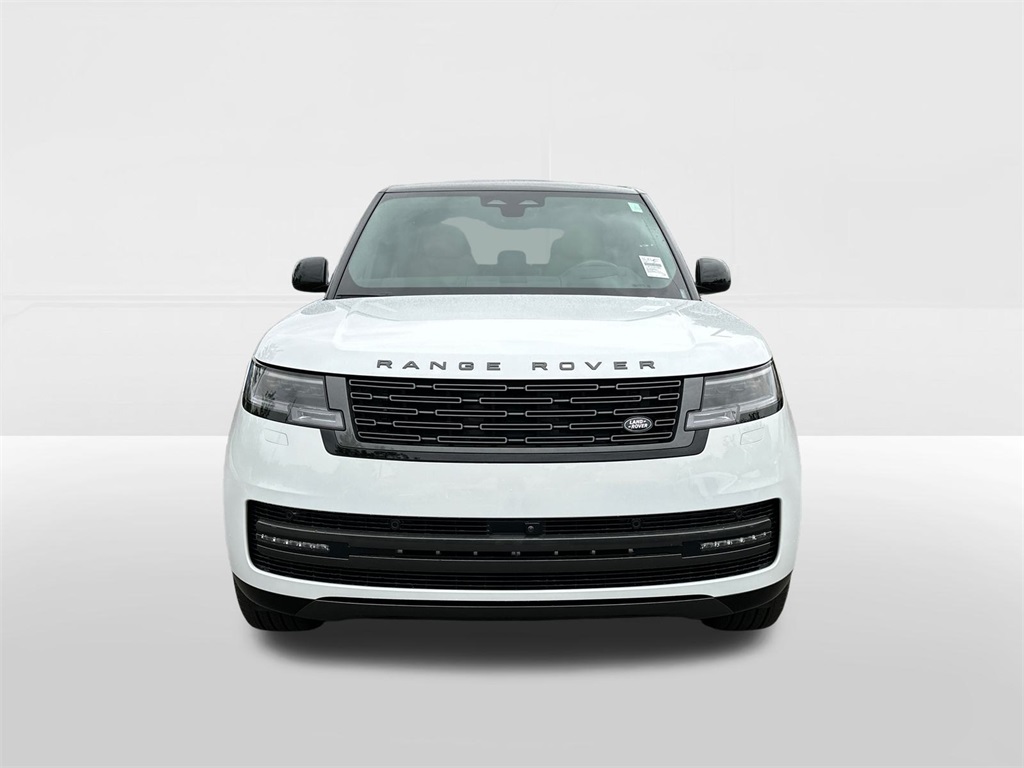 2025 Land Rover Range Rover SE photo 6