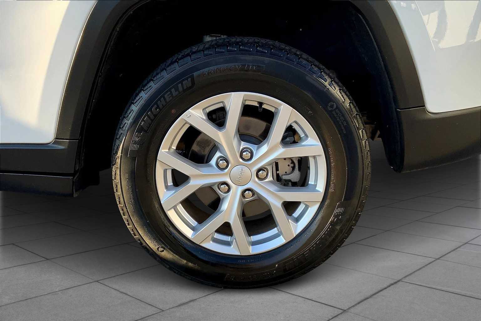 2023 Jeep Grand Cherokee Limited photo 10