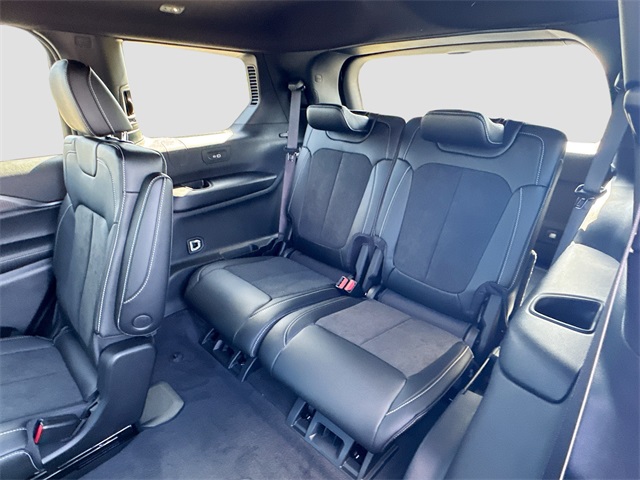 2025 Jeep Grand Cherokee Altitude X photo 22