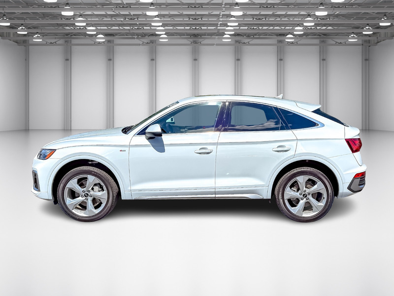 2024 Audi Q5 Sportback 45 S line Premium Plus photo 2