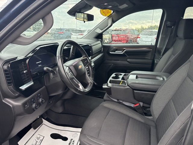2023 Chevrolet Silverado 1500 LT photo 11