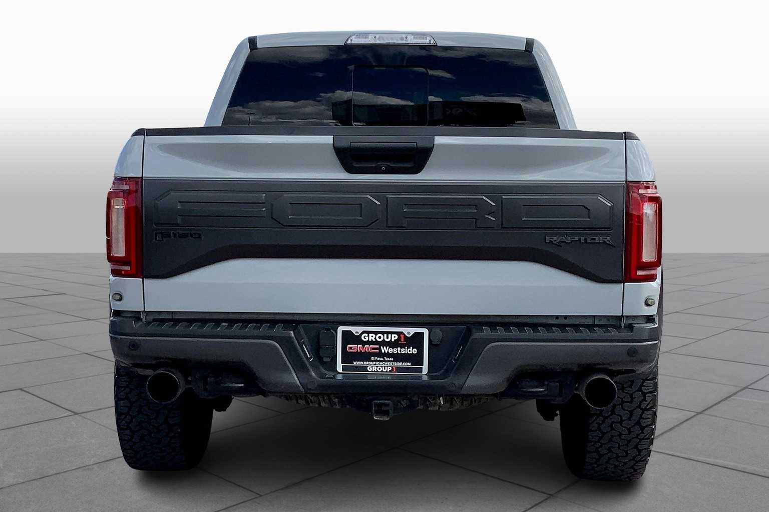 2017 Ford F-150 Raptor photo 4