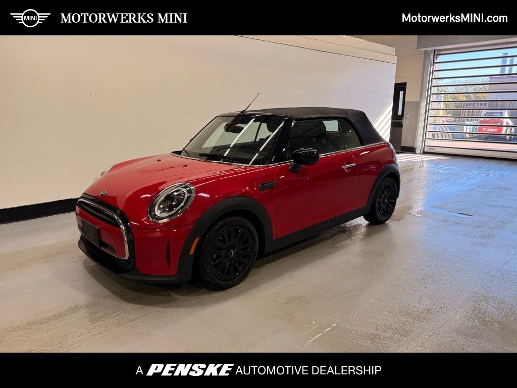 2024 MINI Convertible Base's photo