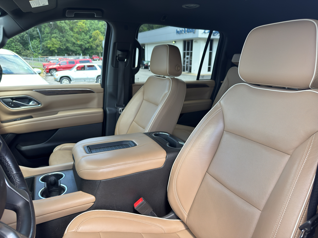 2021 Chevrolet Suburban Premier photo 11