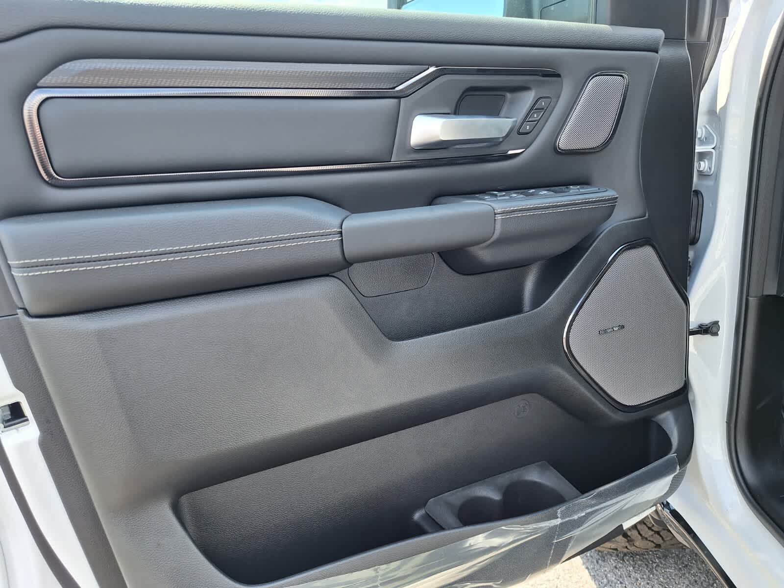 2026 Ram 1500 Rebel photo 17