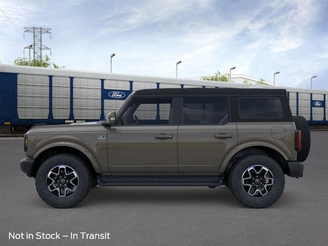 2025 Ford Bronco Outer Banks photo 2