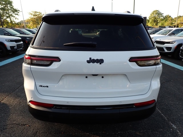 2025 Jeep Grand Cherokee Altitude X photo 4